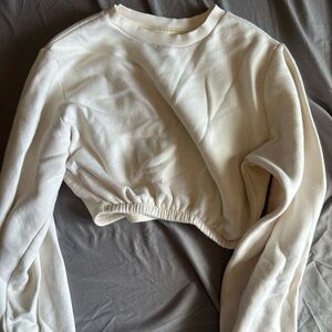 Women’s cropped crewneck